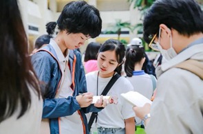 一起学一起乐！深港澳青少年共绘湾区未来